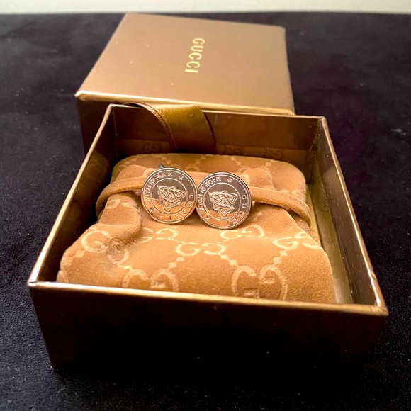 Man’s Authentic Gucci cufflink - Picture 5 of 7